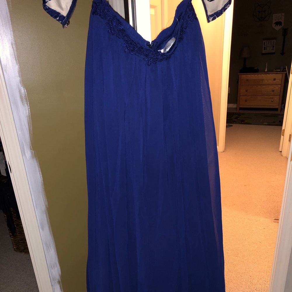 Blue Dress - Picture 5 of 5